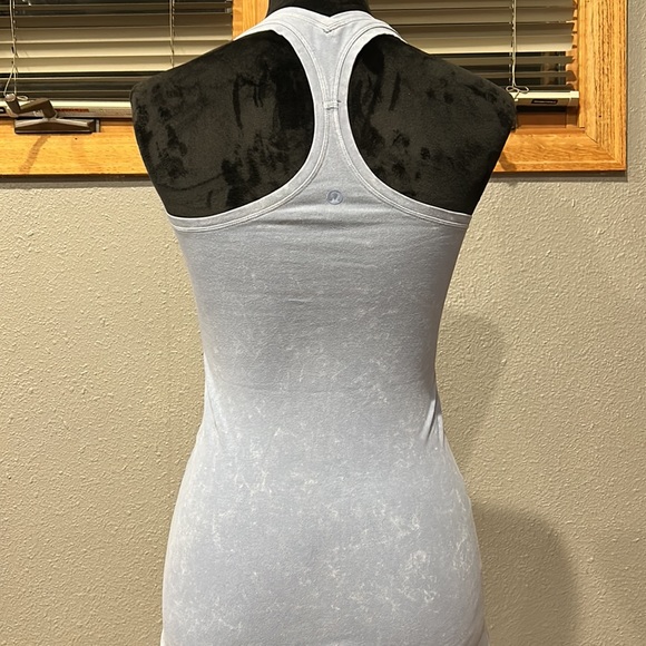 Lululemon Tank Top Size 6 - Picture 2 of 3